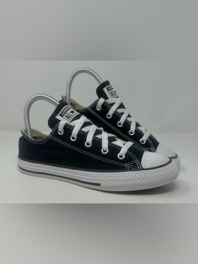 Converse Women’s 4.5 Chuck Taylor All Star Low Top Black (Cleaned & Refreshed)
